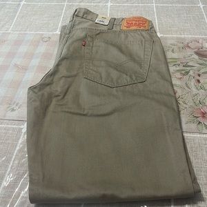 Levi’s khaki colored 559 men’s jeans new never worn 38x34